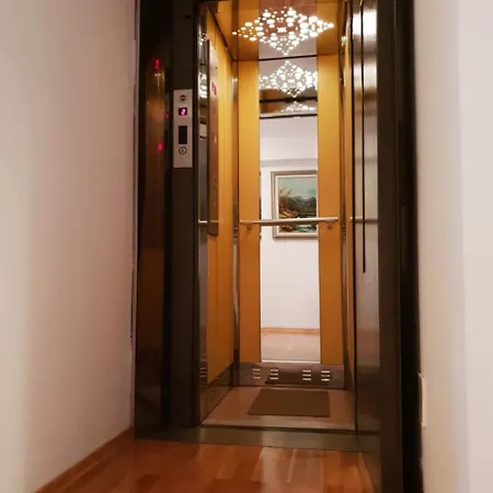 Kornakov Apartment